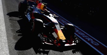 Verstappen spowolniony przez problem ze skrzynią biegów
