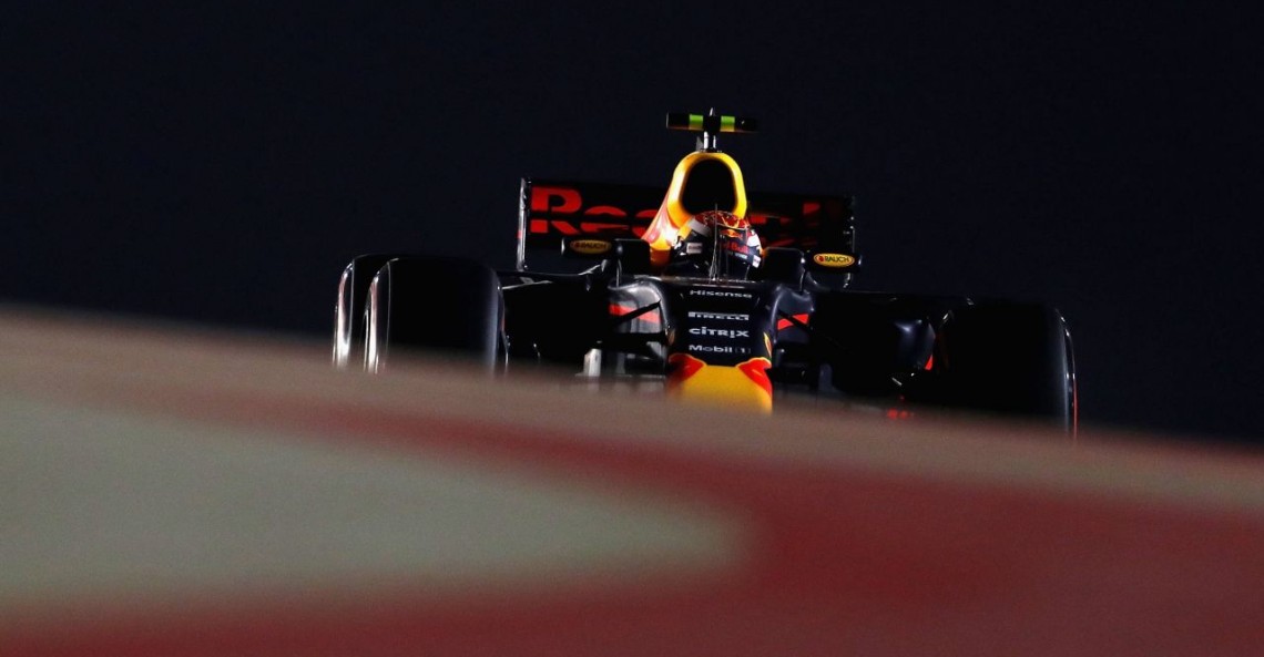 Verstappen przyblokowany przez Massę