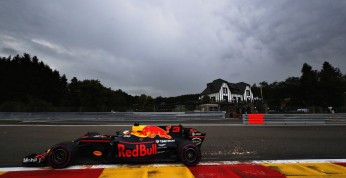 Red Bull rezygnuje z nietrafionej specyfikacji bolidu Ricciardo