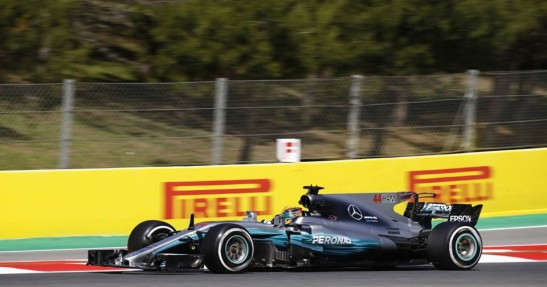 Hamilton porównuje jazdę tegorocznym bolidem Mercedesa do ujarzmiania byka