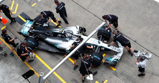 Bottas żałuje pozostania przy nowym pakiecie aero