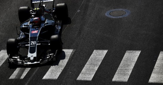 Hamilton 'najgorszy' z blokujących Magnussena