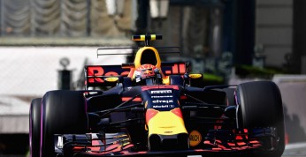 Red Bull wyposażył bolid w skrzydło T