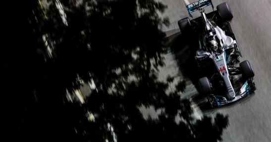 Hamilton myślał o Sennie podczas GP Singapuru. 'Prawie jakby do mnie mówił'