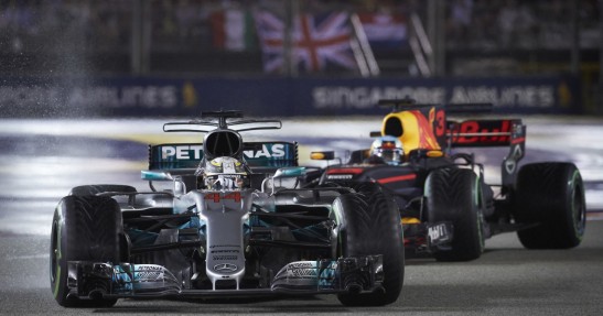 Hamilton myślał o Sennie podczas GP Singapuru. 'Prawie jakby do mnie mówił'