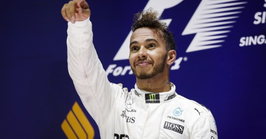 Hamilton myślał o Sennie podczas GP Singapuru. 'Prawie jakby do mnie mówił'