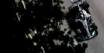 GP Abu Zabi - 2. trening: Hamilton wyprzedził Vettela