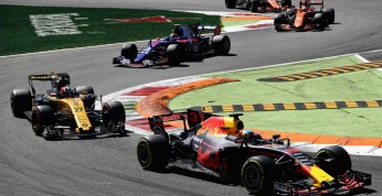 Renault próbowało zdobyć Ricciardo