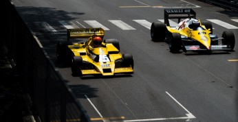 Hulkenberg pojeździł historycznymi bolidami Renault (wideo)