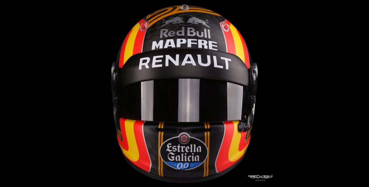 Sainz Jr zmienia kask