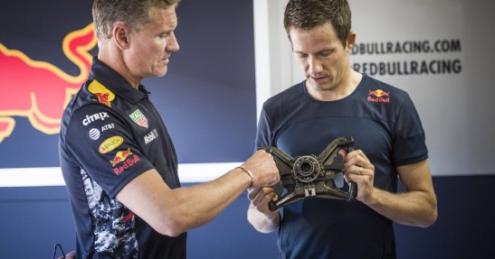 Ogier dosiada bolid F1