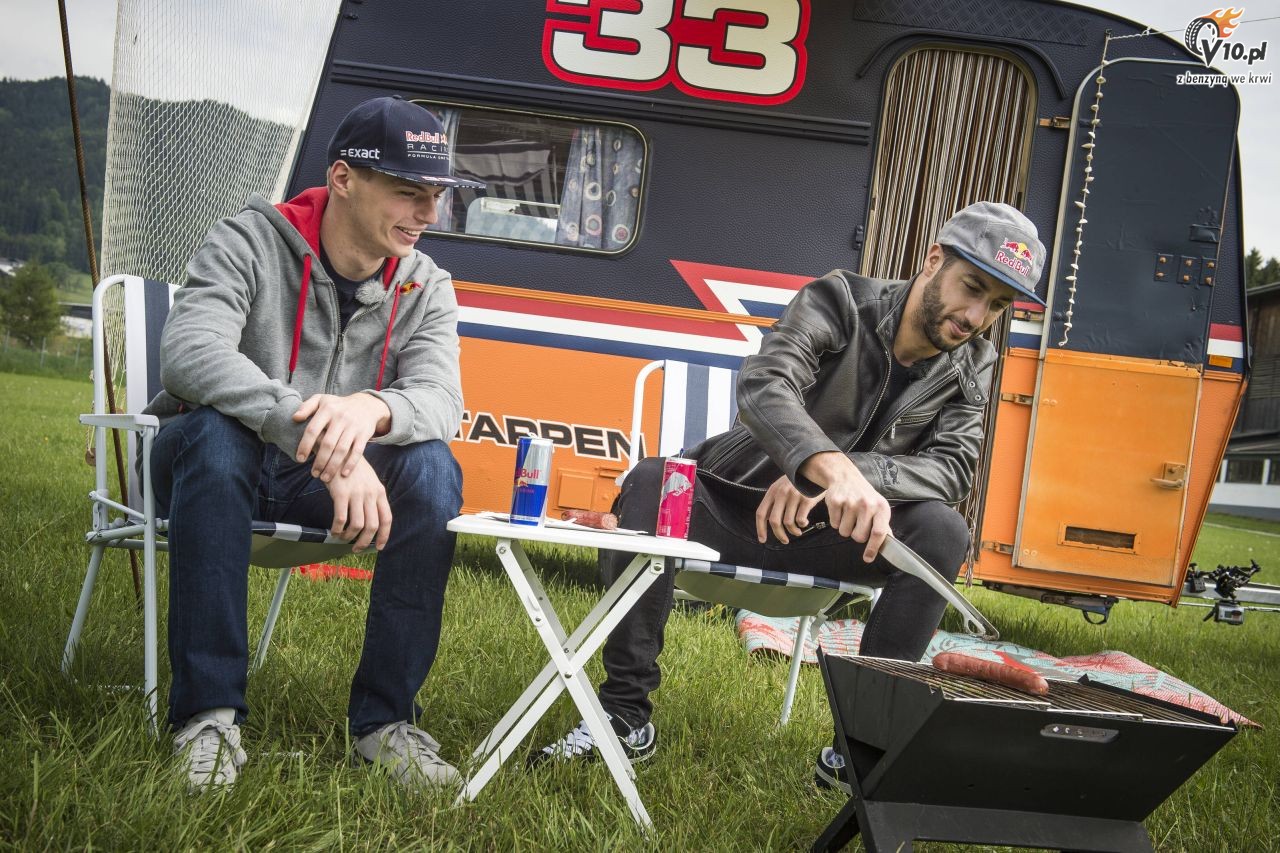 Verstappen i Ricciardo zdemolowali przyczepy kempingowe w nietypowym wycigu