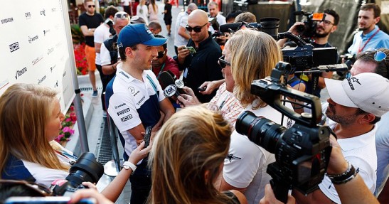 Kubica: Nie jeżdżę jedną ręką
