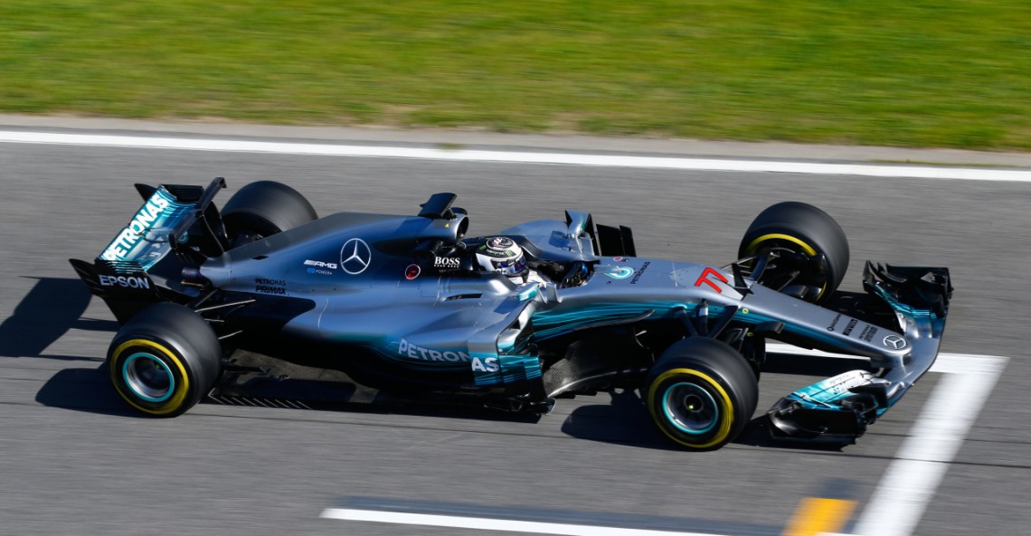 Mercedes zaprzecza pogłosce o problemie z wałem korbowym