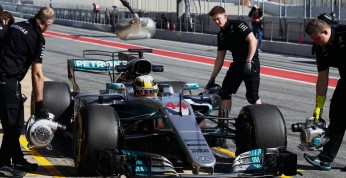GP Australii - 2. trening: Hamilton dalej dyktuje tempo