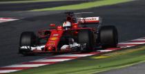 Hamilton: Ferrari blefuje
