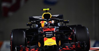 Verstappen jechał prawie na ślepo. Miał olej na wizjerze kasku