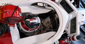 Bolid F1 jest szalony w obsłudze wg Leclerca
