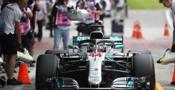 Hamilton i Bottas chwalą poprawki Mercedesa po piątkowych treningach