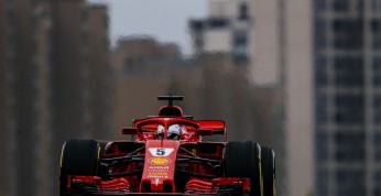 GP Chin - kwalifikacje: Vettel pokonał Raikkonena, reszta daleko w...