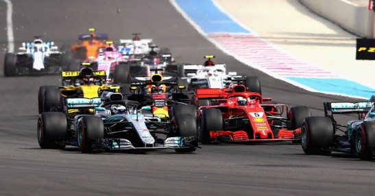 Valtteri Bottas i Sebastian Vettel na starcie wyścigu