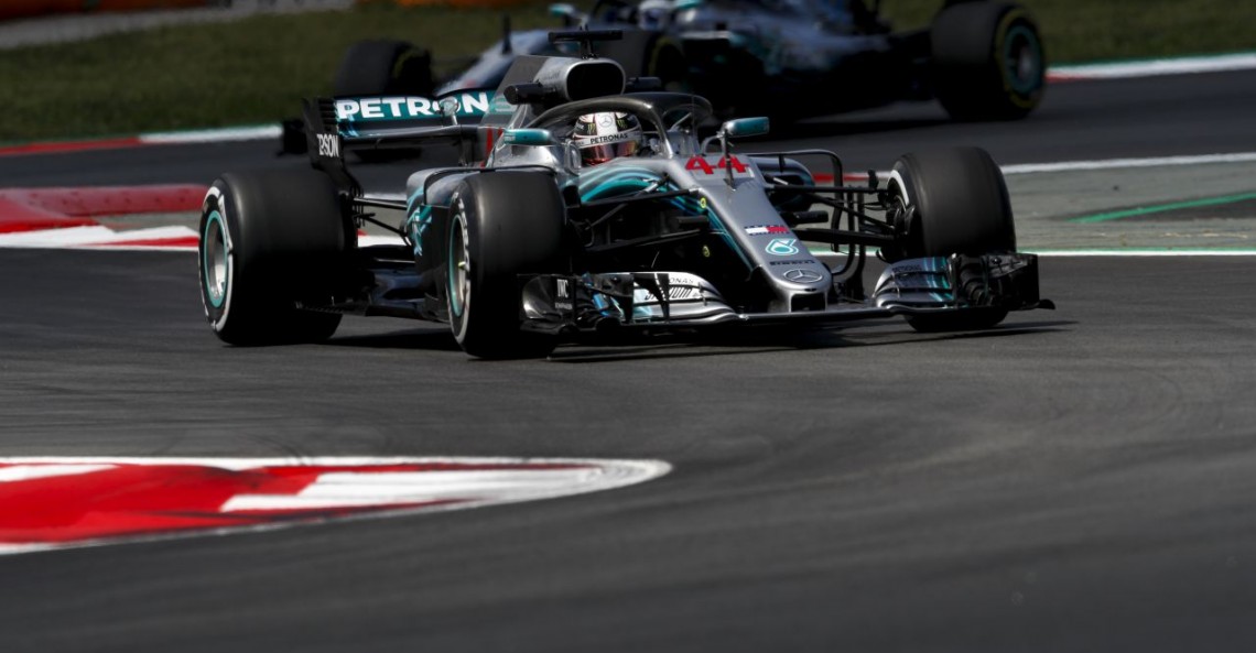 Mercedes zaprzecza 'bzdurom' o wygraniu kwalifikacji z cichą pomocą Pirelli