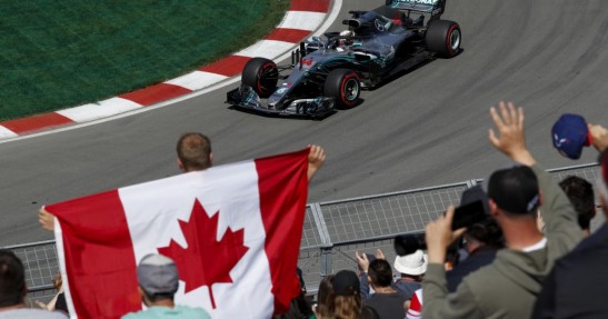 Hamilton żałuje, że Mercedes wziął mniej hipermiękkich opon od rywali