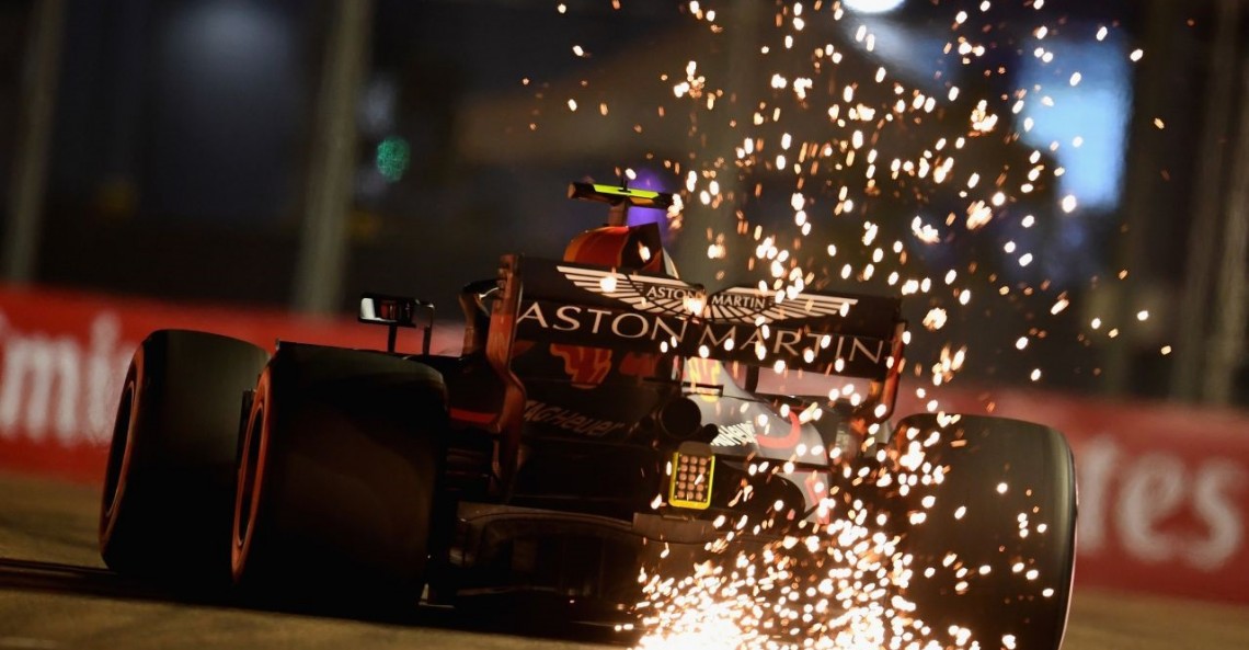 Red Bull wraca do poprzedniej wersji silnika Renault, bo musi