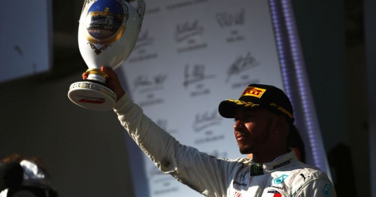 Hamilton uważa, że miałby trudności z obronieniem się przed Vettelem, gdyby nie Bottas
