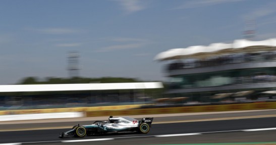 Mercedes szczyci się najszybszym bolidem podczas 'tryptyku' F1