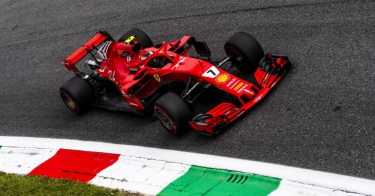 Hamilton krytykuje Ferrari za zwalnianie Raikkonena
