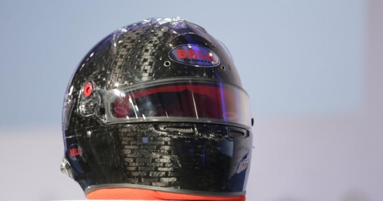 FIA przedstawiła nowy kask dla kierowców F1 z mniejszym wizjerem