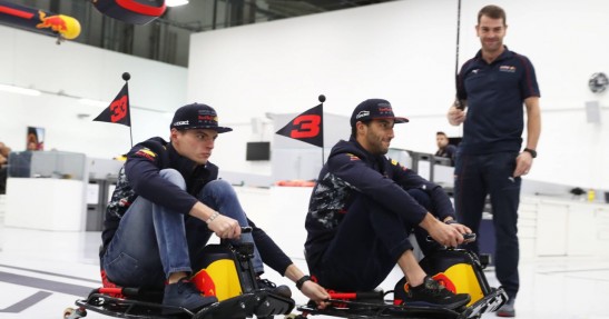 Verstappen i Ricciardo szarżują po fabryce Red Bulla