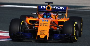 Nowy McLaren zadebiutował na torze. 