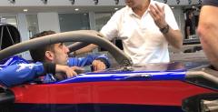 Buemi przymierzy fotel w Toro Rosso