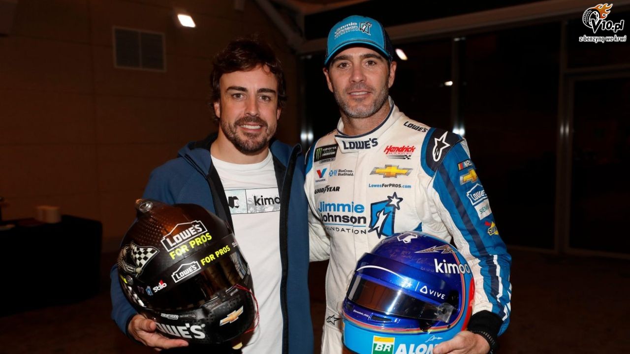 Alonso poprowadzi samochd NASCAR, Johnson bolid F1
