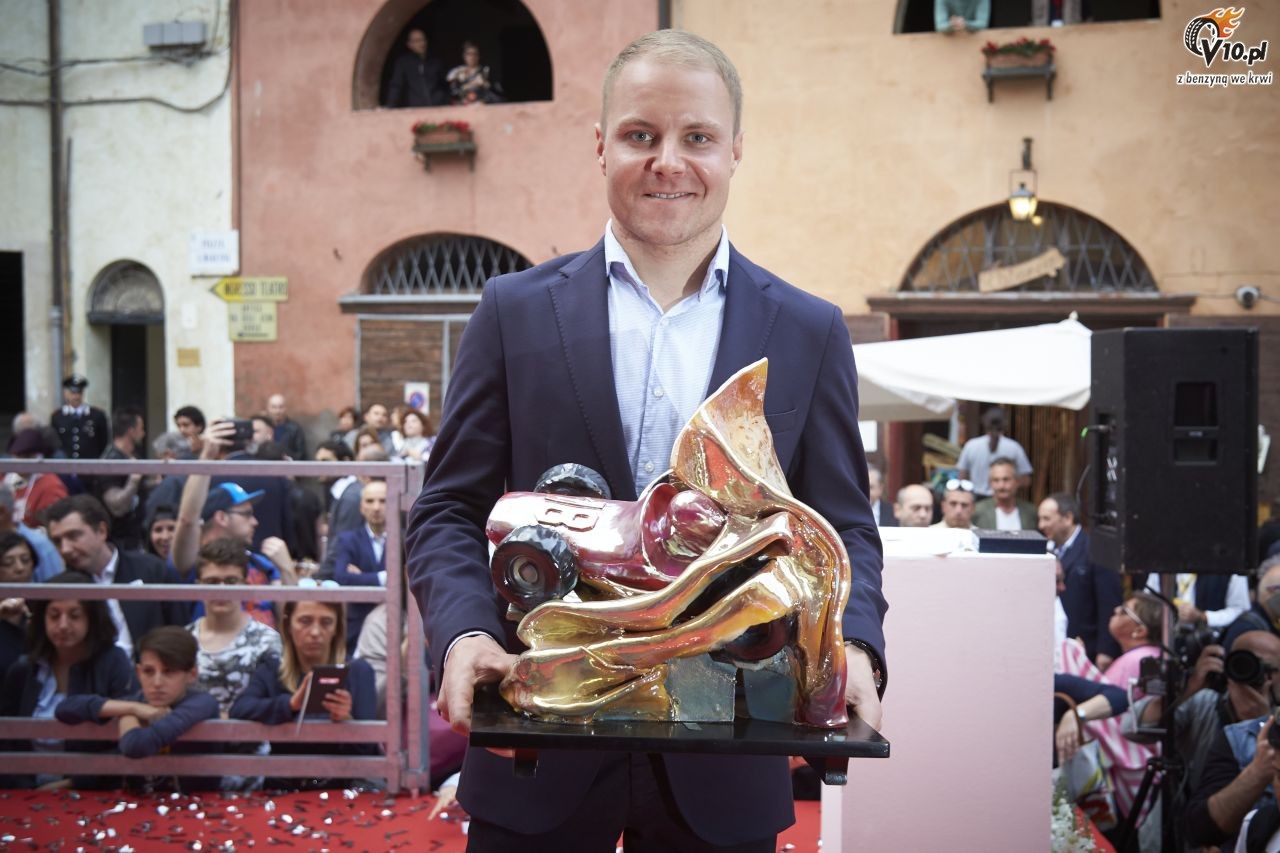 Bottas odebra nagrod im. Lorenzo Bandiniego