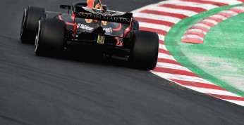 Renault daje Red Bullowi czas na wybór dostawcy silnika do końca...