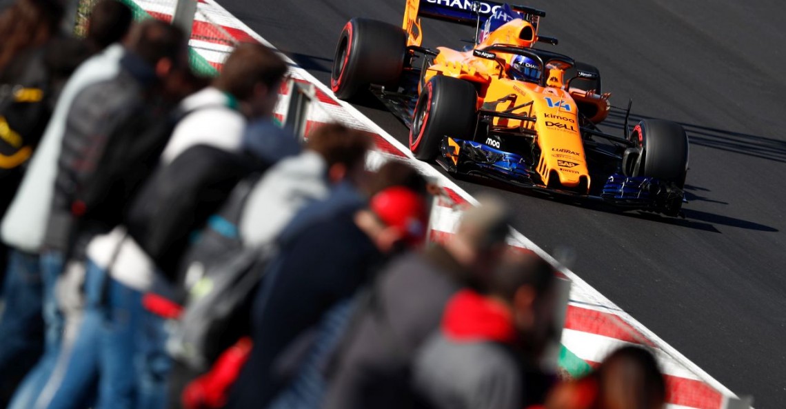 McLaren jeszcze nie wprowadził całego przygotowanego pakietu poprawek do bolidu na start sezonu