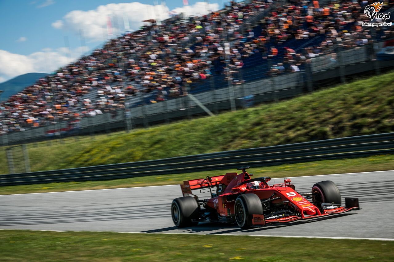 GP Austrii - kwalifikacje: Pole position Leclerka, awaria bolidu Vettela