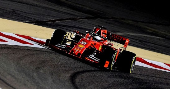 Ferrari broni Vettela