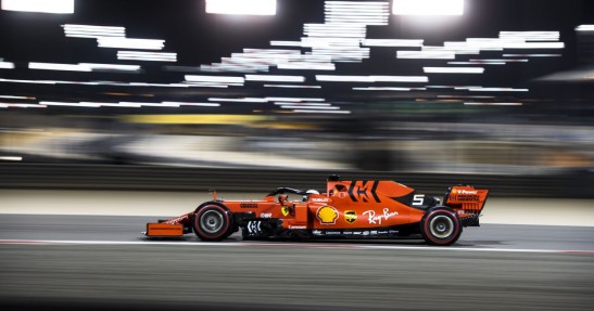 Vettel uniknął kary za zbyt wolną jazdę
