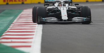 GP Meksyku - wyścig: Hamilton wygrywa, ale musi jeszcze poczekać...