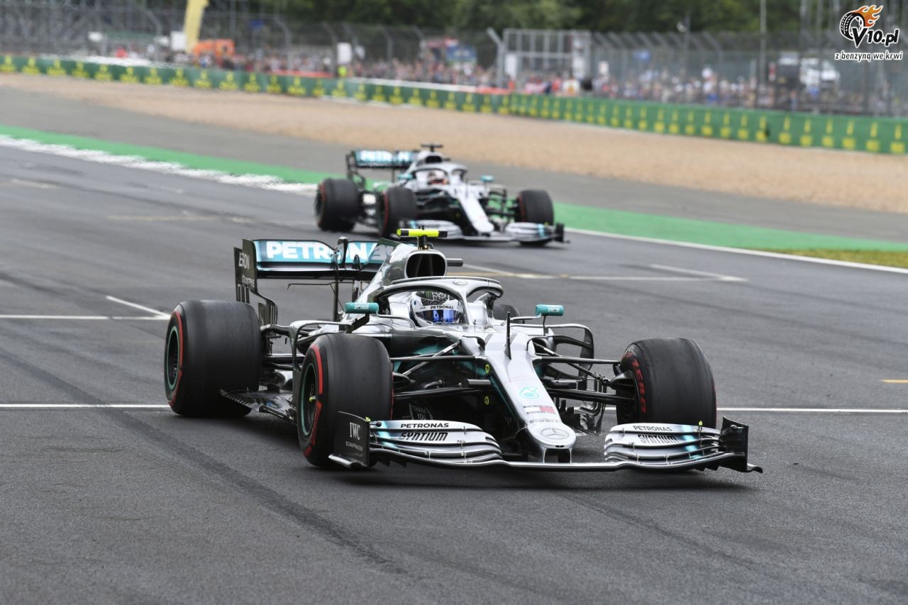 GP Wielkiej Brytanii - kwalifikacje: Bottas na pole position. Pokona Hamiltona o 0,006 sekundy