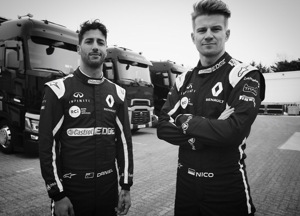 Ricciardo pokaza si w stroju Renault
