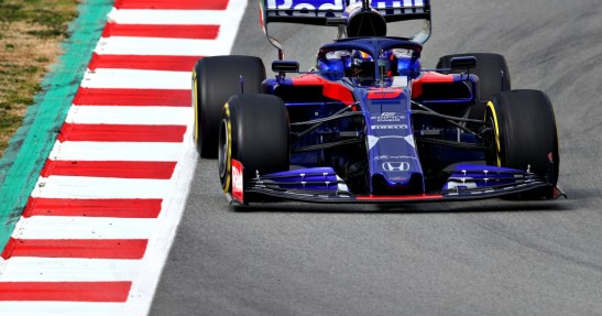 Kubica wstrzymuje się z komentowaniem bolidu