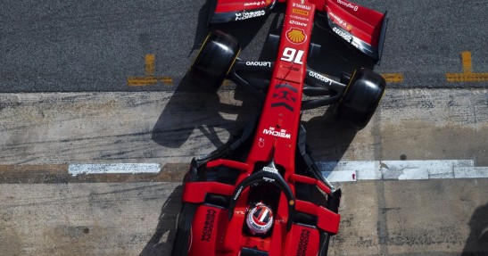 Ferrari pół sekundy szybsze od Mercedesa?
