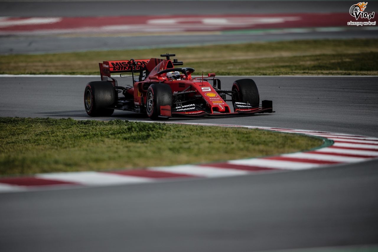 Vettel chce zna przyczyn swojego wypadku