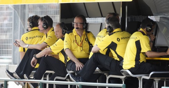 Renault nie planuje powołania nowego szefa zespołu