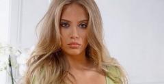 Xenia Tchoumitcheva - nowa kobieta Alonso